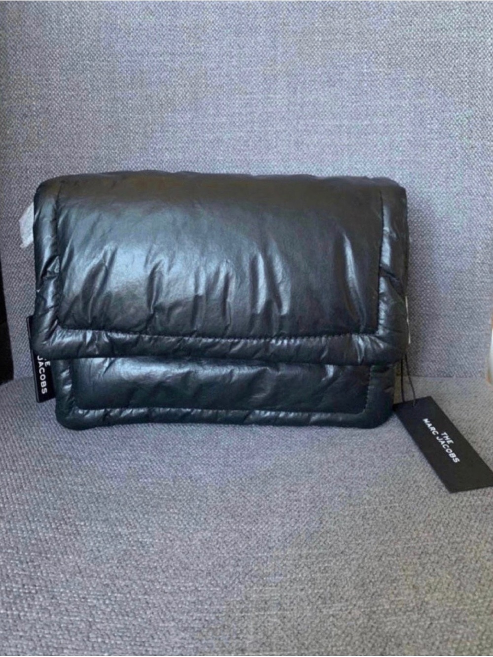 Marc Jacobs crossbody bag MRSP $495
10in×7in×3in